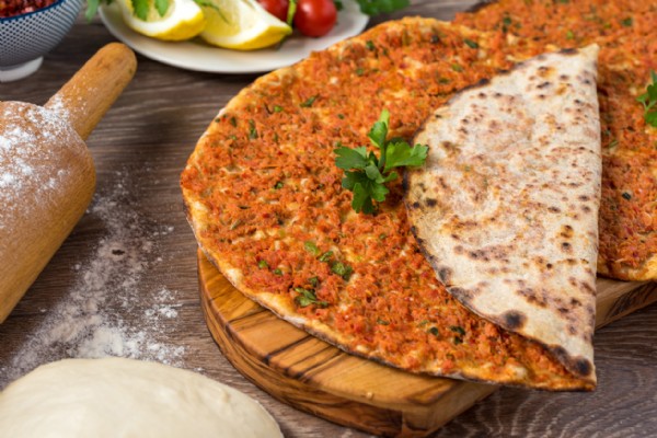 Lahmacun kaç kalori 